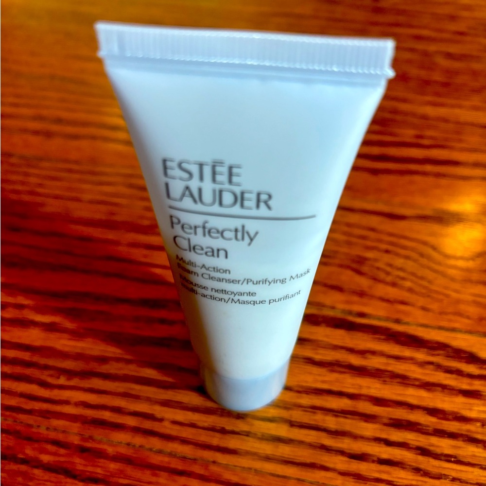 Estée Lauder Perfectly Clean foam cleanser 2oz